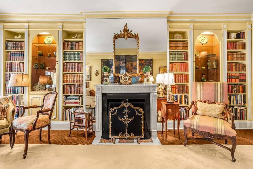 Located in one of the upper East Side s most desirable buildings designed by Rosario Candela and completed in 1928, this beautifully proportioned one bedroom apartment has an elegant south ...