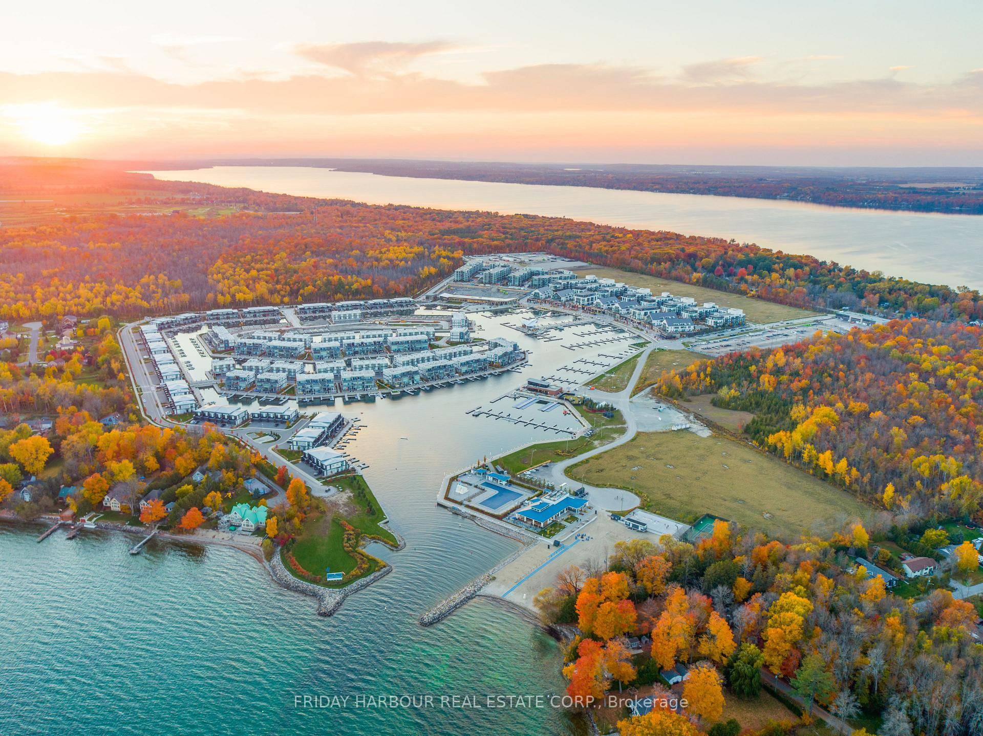 Introducing Sunseeker, the premier new residence at Friday Harbour.