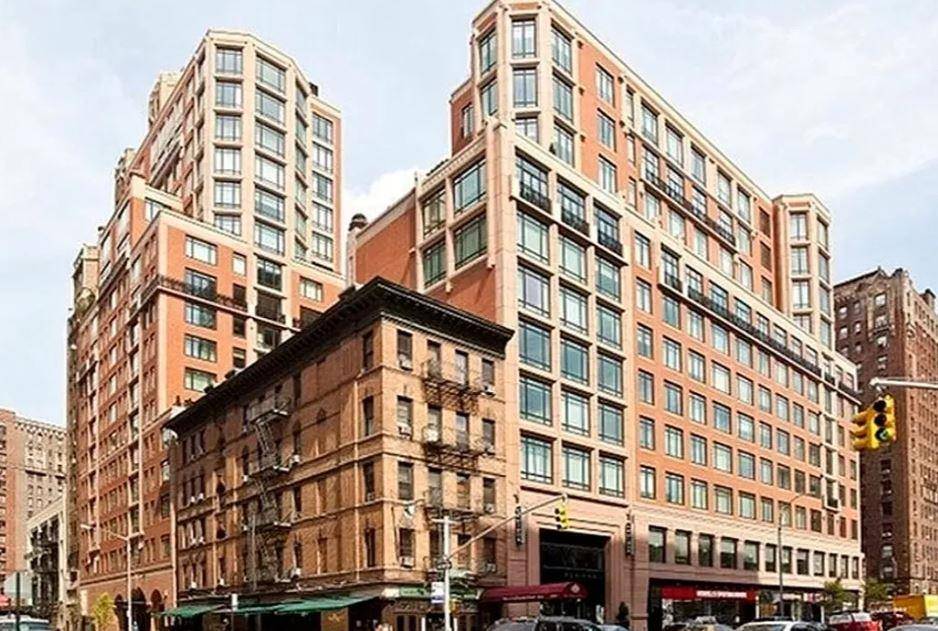 Be the first to see this one of a kind in the 70's heart of UWS Gold Coast, south facing 10 ceiling height, large 3 bedroom 2.