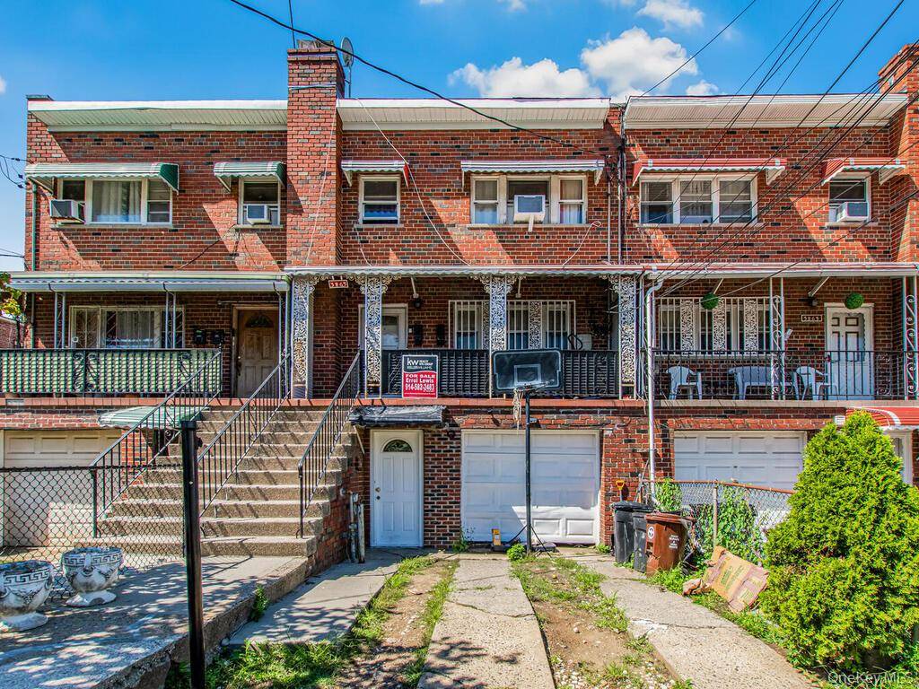 Located in the desirable Wakefield section of the Bronx, this versatile two family home offers comfort, convenience, and strong income potential.