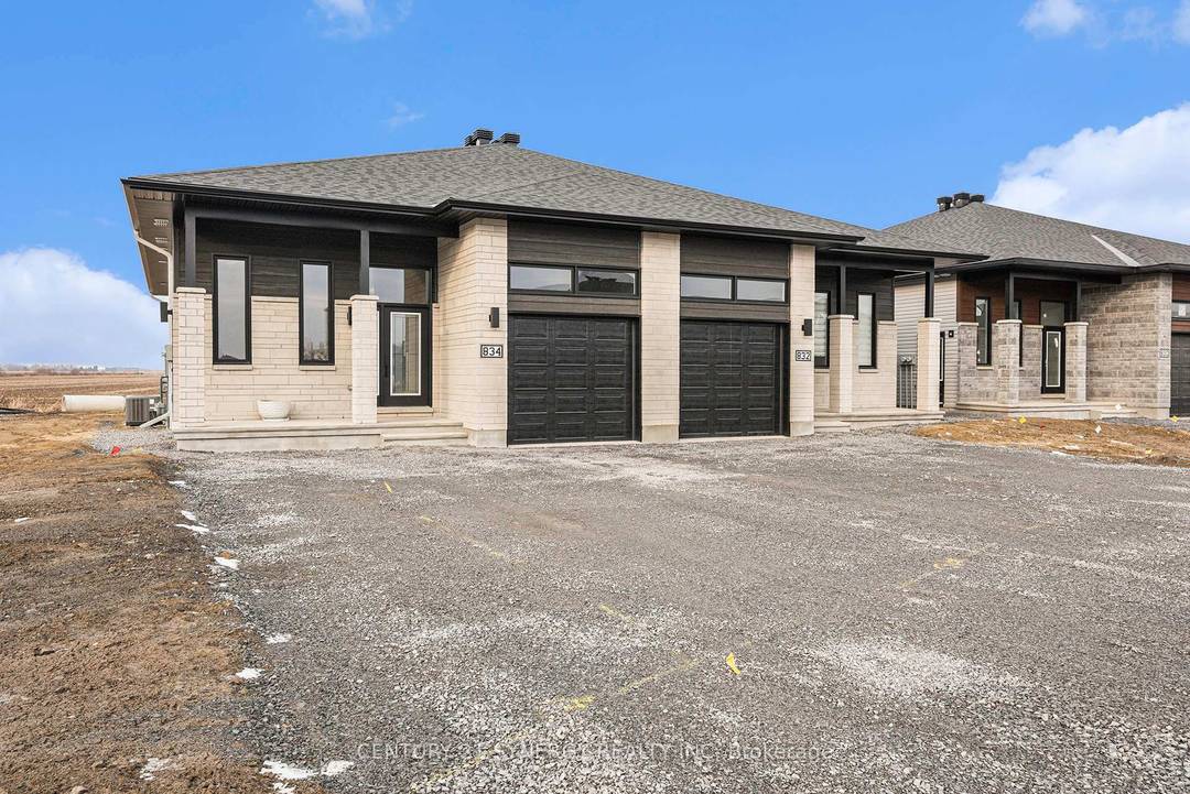 Photos are of similar unit.