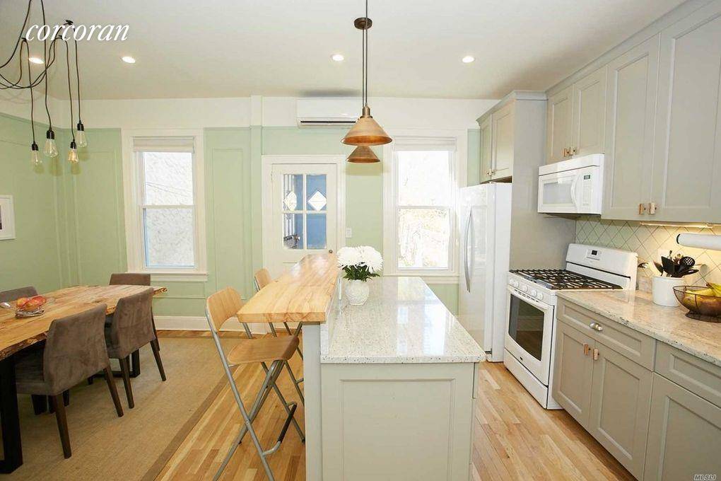 Welcome to this spacious and beautiful 2 family detached house.