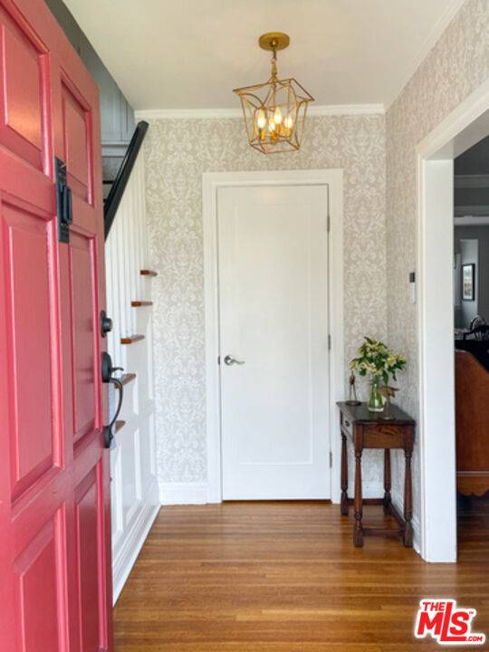 934 S Dunsmuir Ave 3BR Hancock Park La