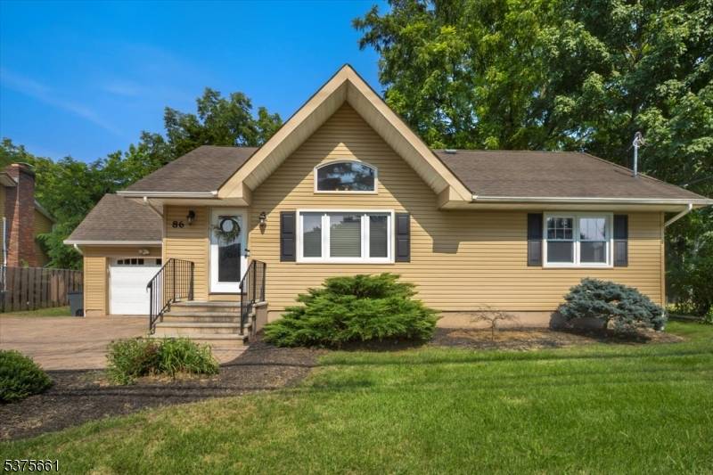 Welcome to this beautifully maintained ranch style home located in the heart of Wayne, NJ !