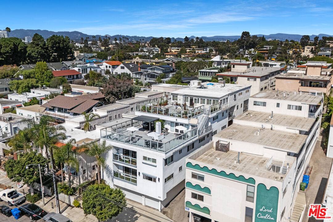 2431   3rd St 1BR Santa Monica La