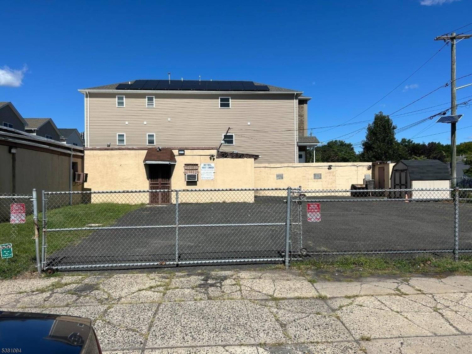 The building is located in a quiet mixed use neighborhood, with a sanctuary that seats approximately 100, a Pastors Study, Children's play area and 2 public bathrooms.