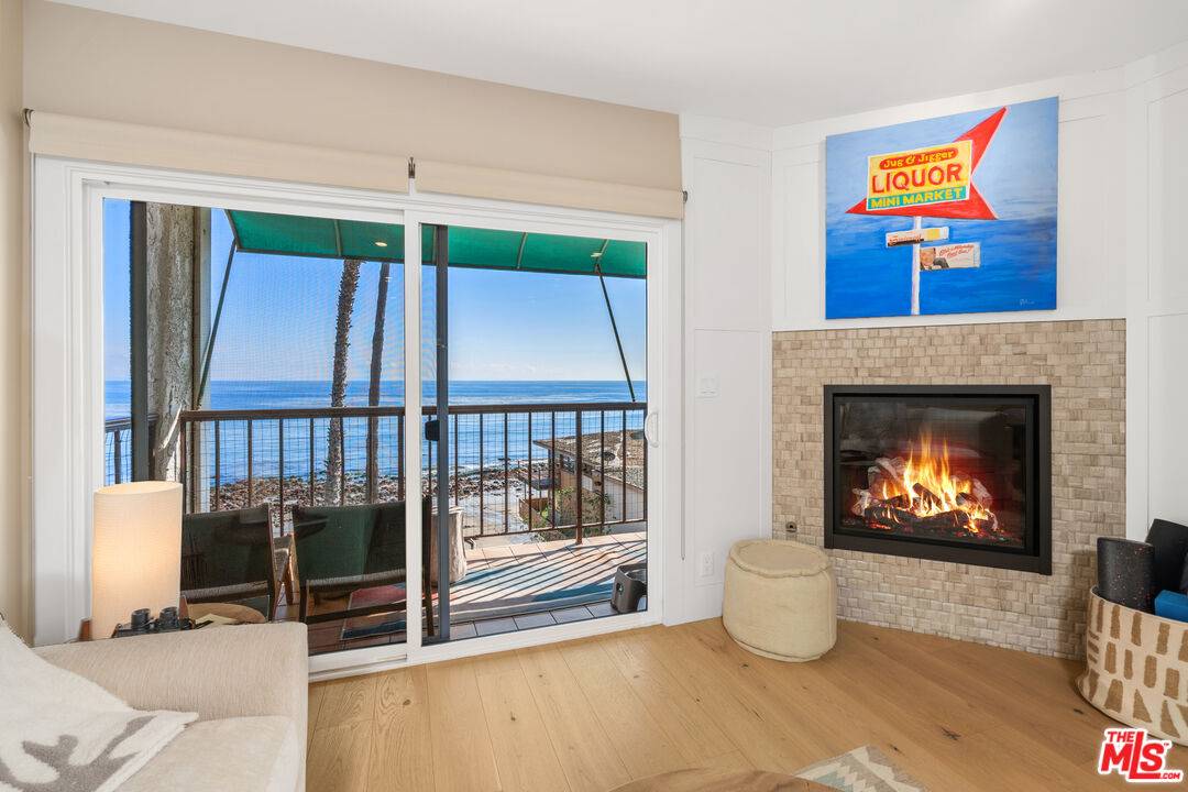 26668   Seagull WAY 1BR Malibu La