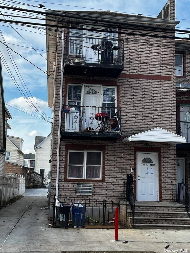 Legal 3 dwelling, brick house in heart of S.