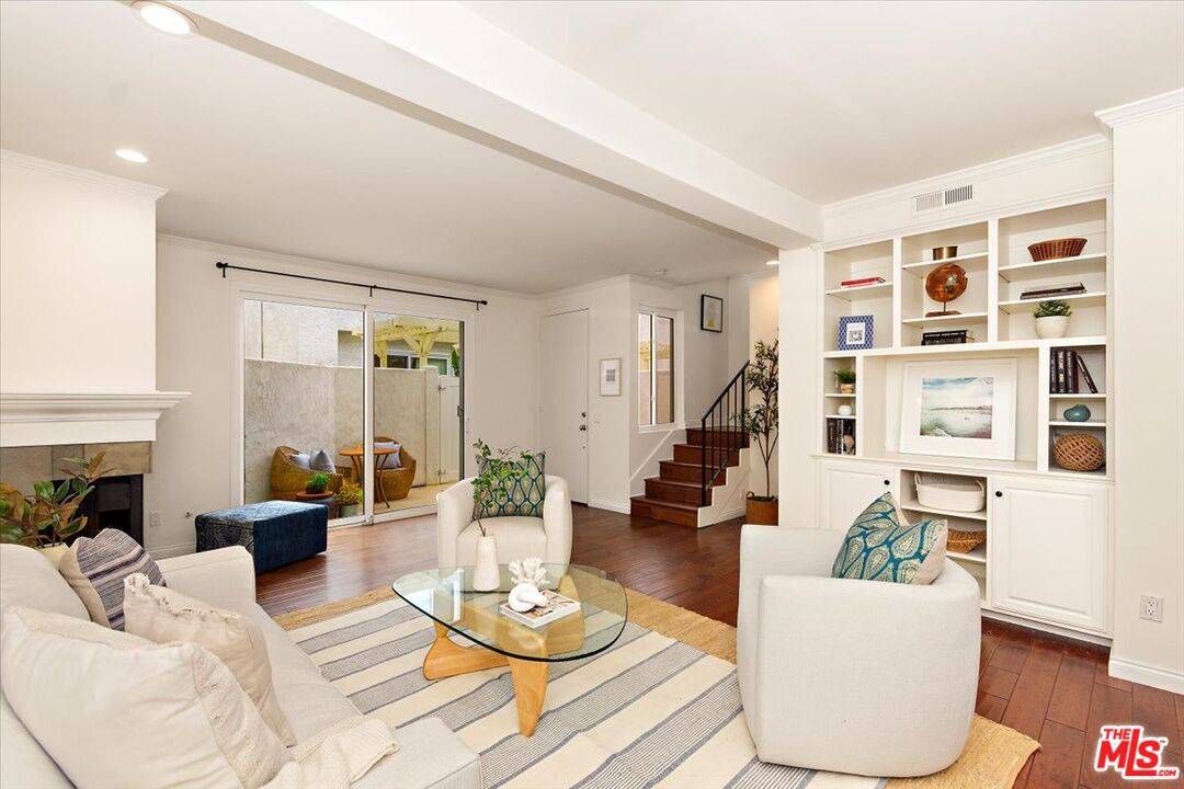 910   19th St 2BR Santa Monica La