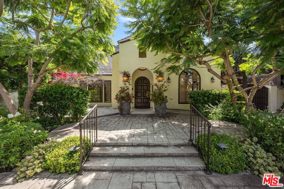 516 Lincoln Blvd 5BR Pacific Palisades La