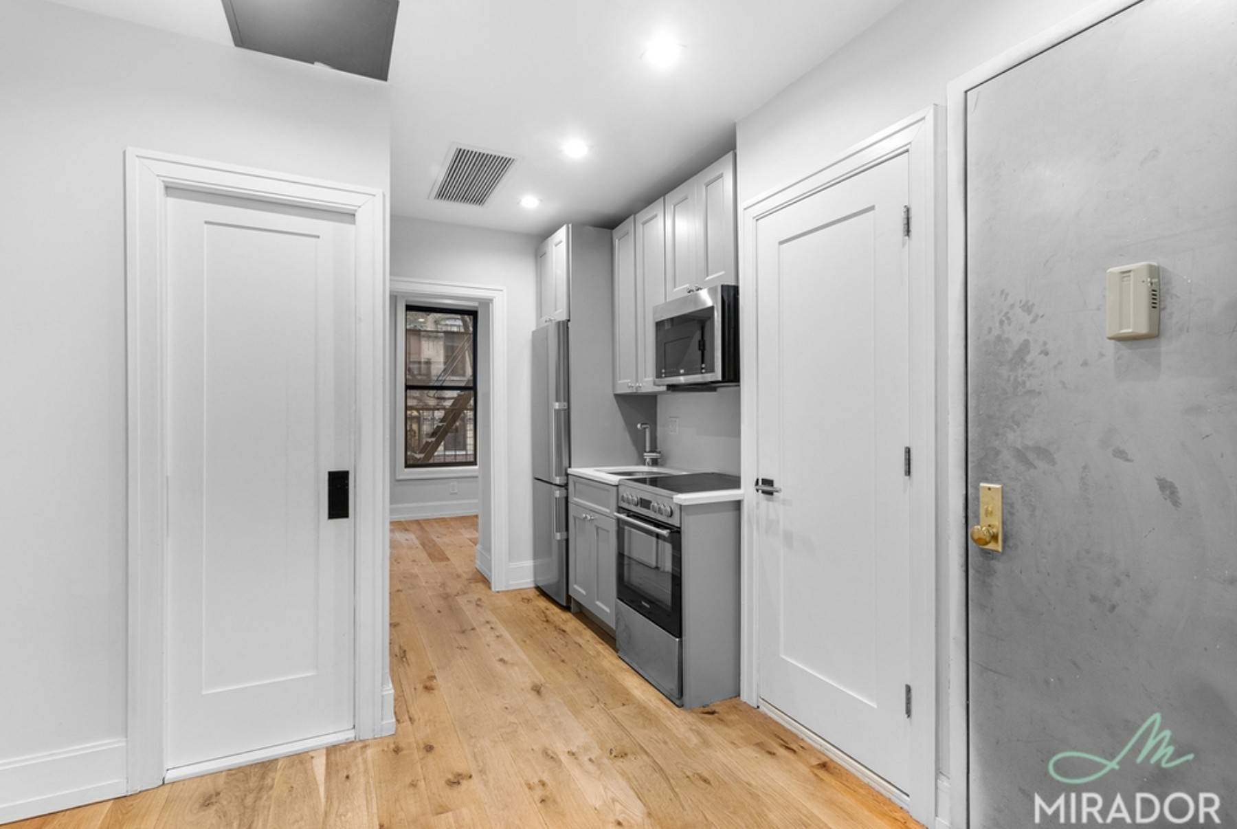 Mirador is pleased to present 221 E 10th St 6 A fantastic 2 bedroom 1 bath with in unit laundry and central AC Available for an 8 6 move in ...