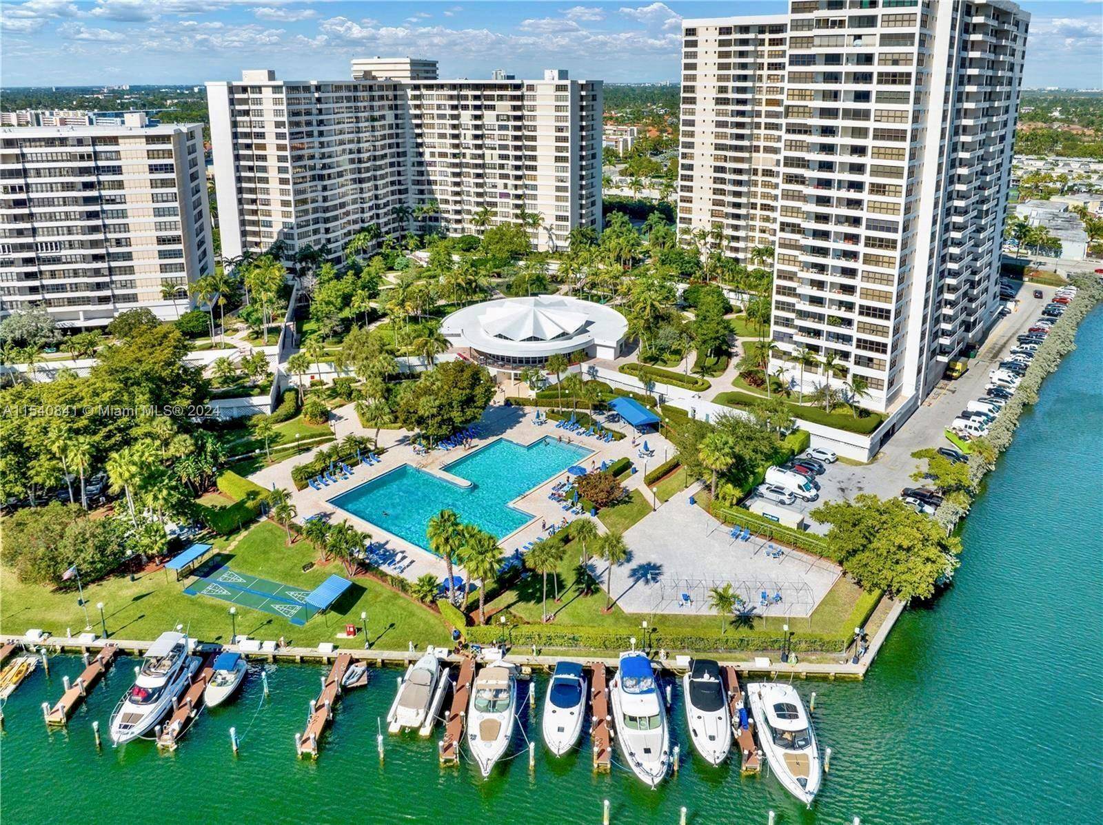 Stunning waterfront unit boasting breathtaking southeast views of the Intracoastal and the city skyline.