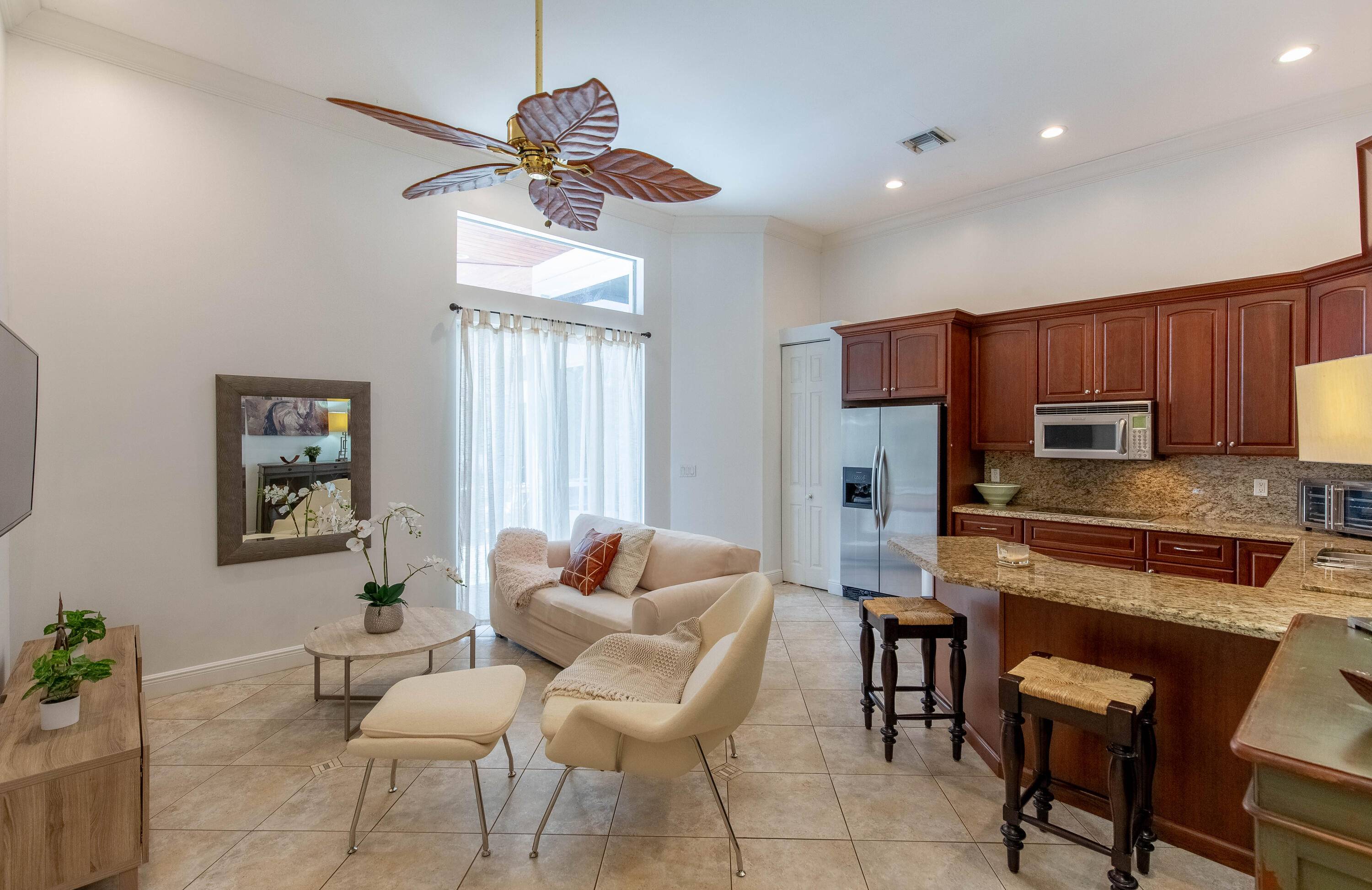 Discover the perfect seasonal rental for equestrians and winter residents alike !