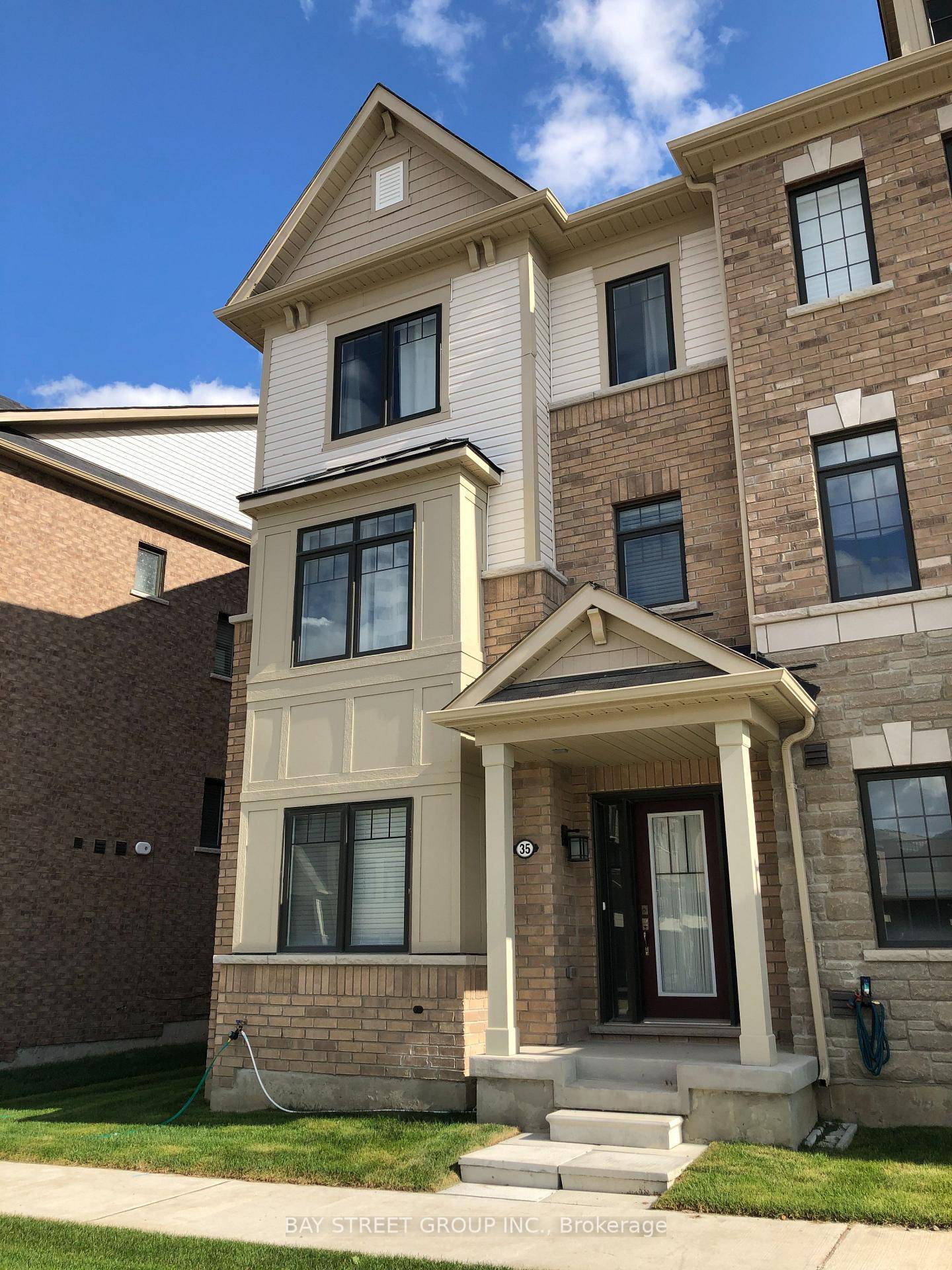 Spacious 2429 Sq Ft Almost Fully Furniture End Unit of freehold Townhouse, Direct Access Double Garage plus 2 covered driveway parkings total 4, 9 FtCeiling On Main And 2nd Floor, ...