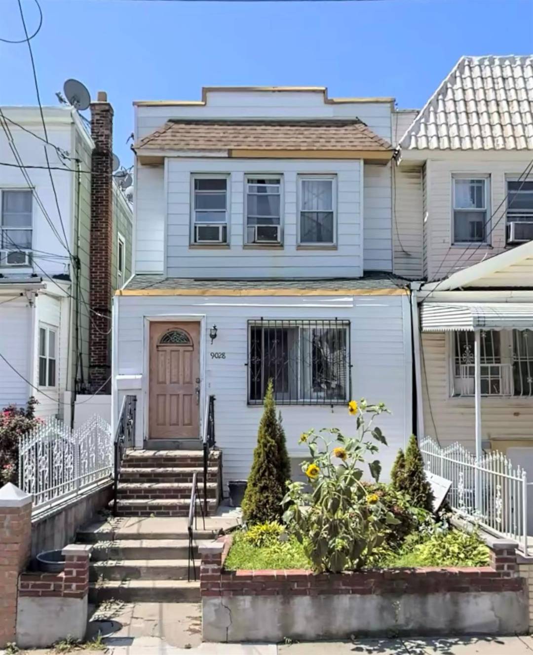 Lovely 1 family attached frame home in Woodhaven Featuring 3 bedrooms, 2 baths, living room, dining room, kitchen, and full finished basement.