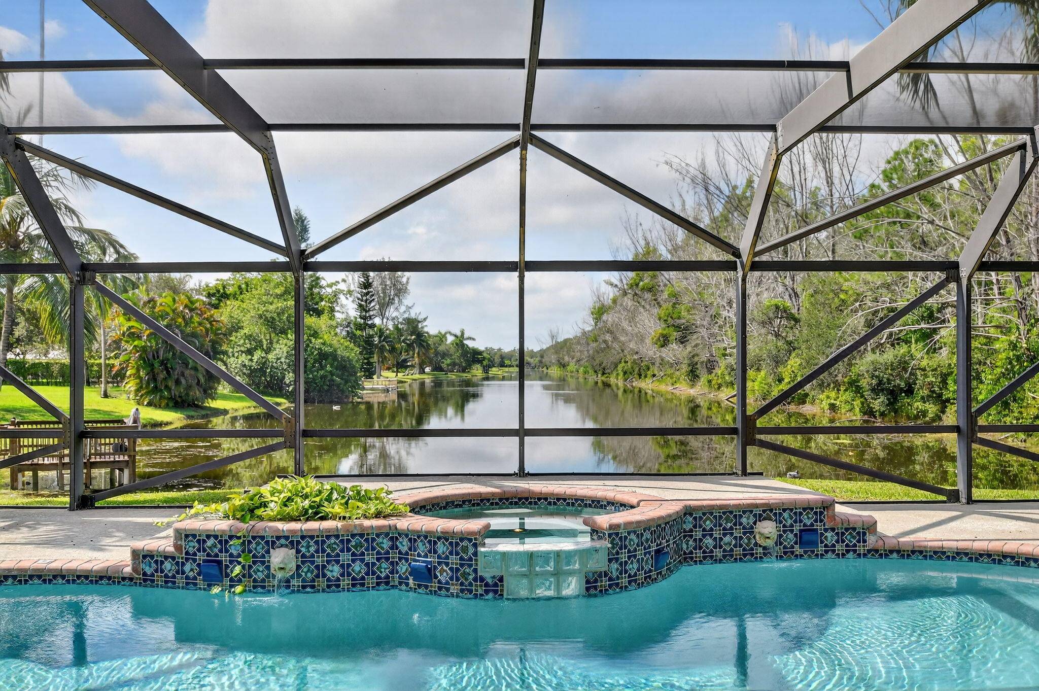 Tucked away at the end of a quiet cul de sac, this beautifully appointed 3 bed, 2.