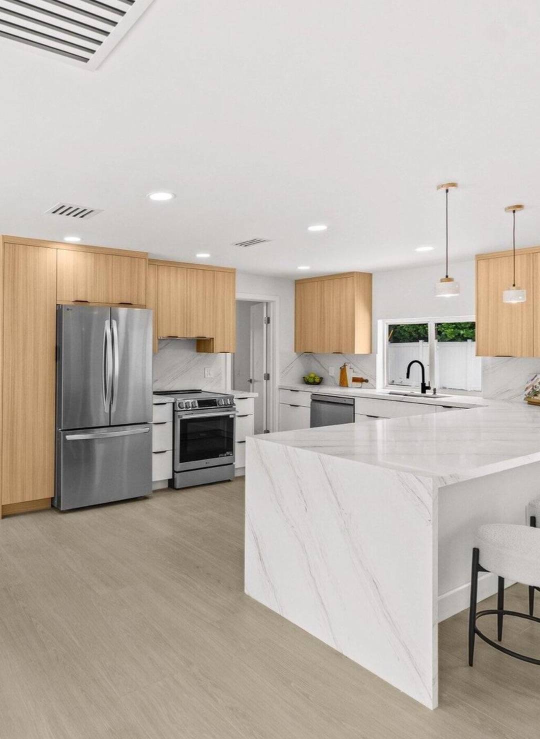 Welcome to your East Delray Beach getaway at this spacious 4 Bed 2 Bath home located in the desirable Osceola Park neighborhood.