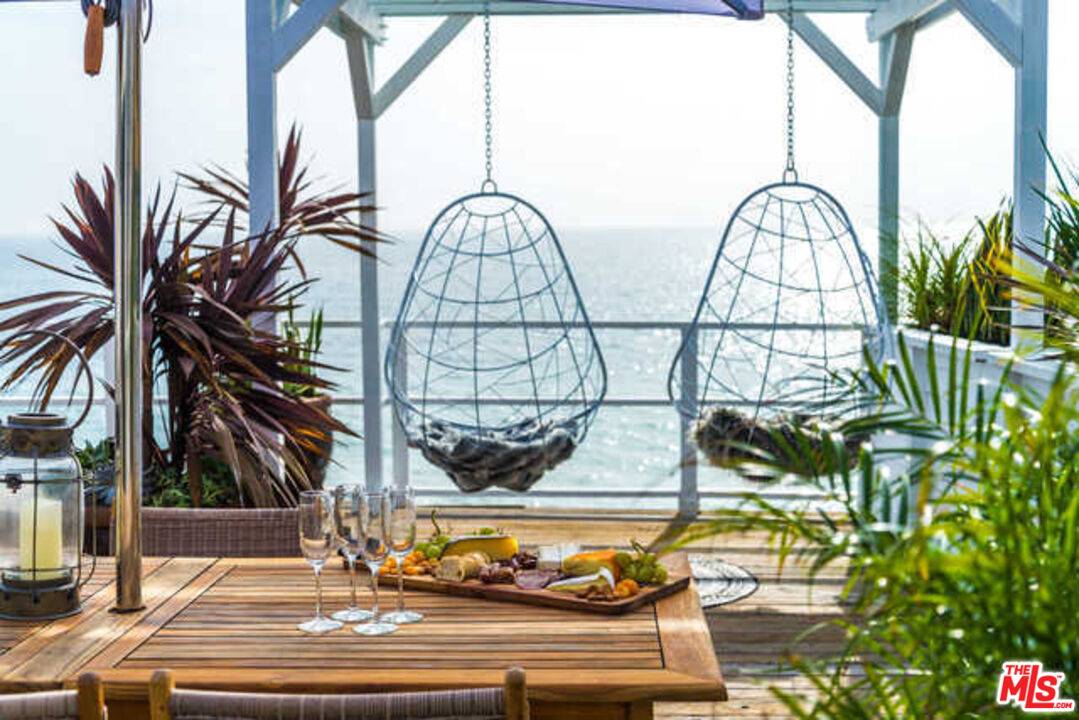 25312 Malibu Rd Malibu LA