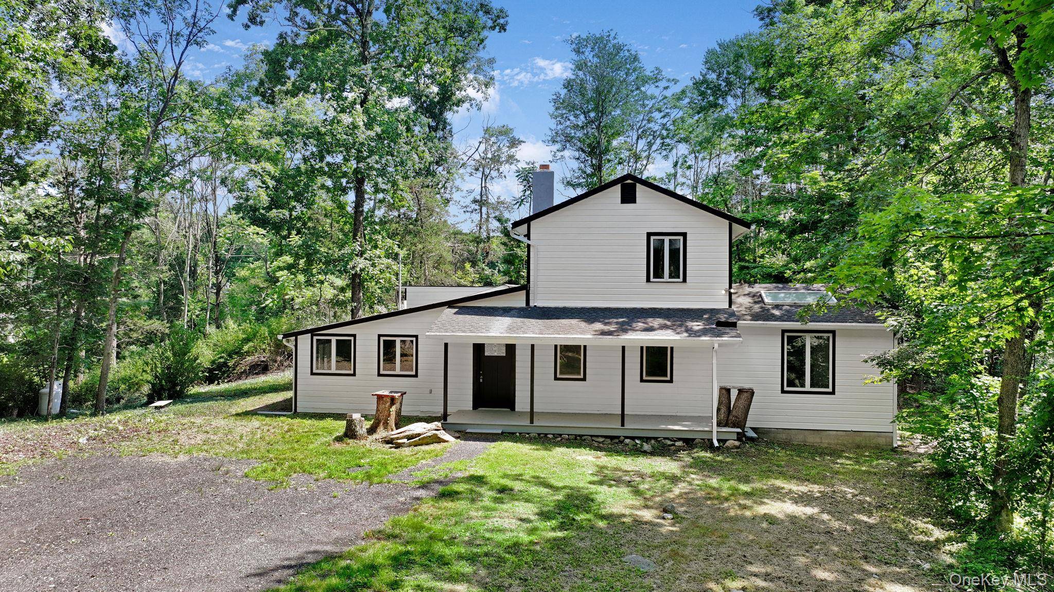 Welcome to 26 Carter Rd, Pleasant Valley !