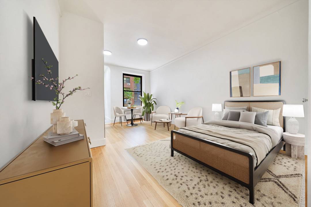 JUST LISTED BRAND NEW GUT RENOVATED STUDIO PRIME MIDTOWN EASTAPARTMENT FEATURES Washer DryerSpacious Studio Home Office NookLARGE private outdoor gardenRenovated KitchenDishwasherStrip Wood FlooringMarble Tiled BathroomLarge Closet SpaceBUILDING AMENITIES