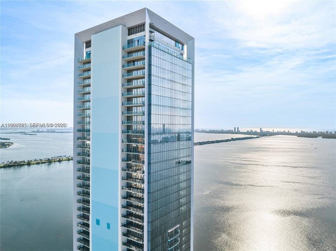 Priced to Sell Appraised at 600, 000 Experience elevated waterfront living at Missoni Baia one of Miami s most design forward luxury residences.