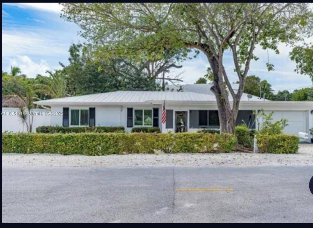 This single family home features 3 bedrooms, 2 bathrooms, 1 car garage and upcoming pool which will be completed by December 2025.