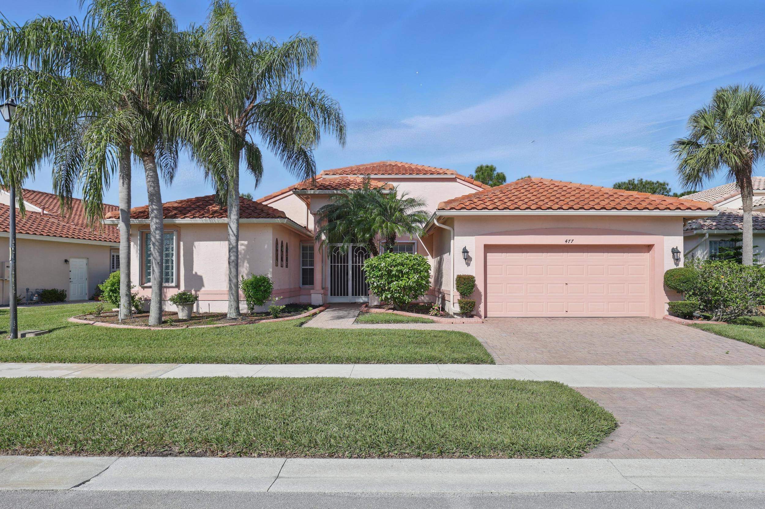 Absolute Bargain Unbelievable Price Priced Low and Firm for Your Pre Approved Buyer who wants a great deal on a Incredible2500 ASQ Living Space 3 Bedroom 2 Bath, Den, 2 ...