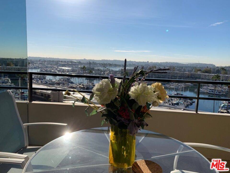 4314  marina city DR 1BR Marina Del Rey La