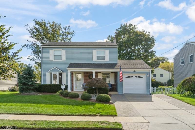 This beautifully updated 4 bedroom, 1.