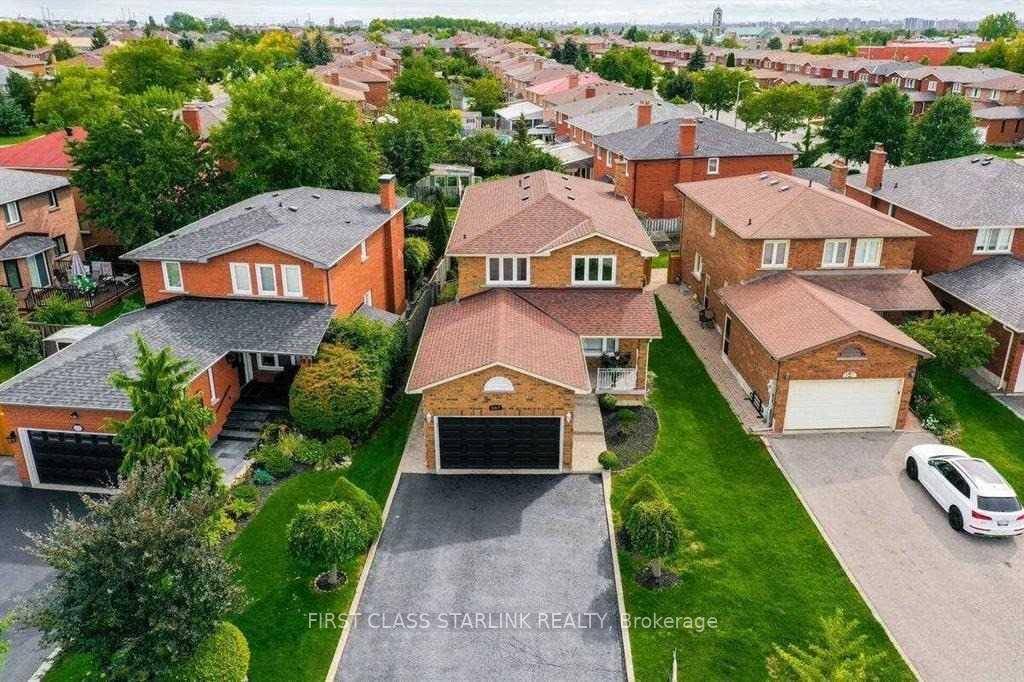 This Is A Legal Secondary Unit Bright amp ; Spacious With 2 Bdrm Den amp ; 2 Parkings In Quiet Community.
