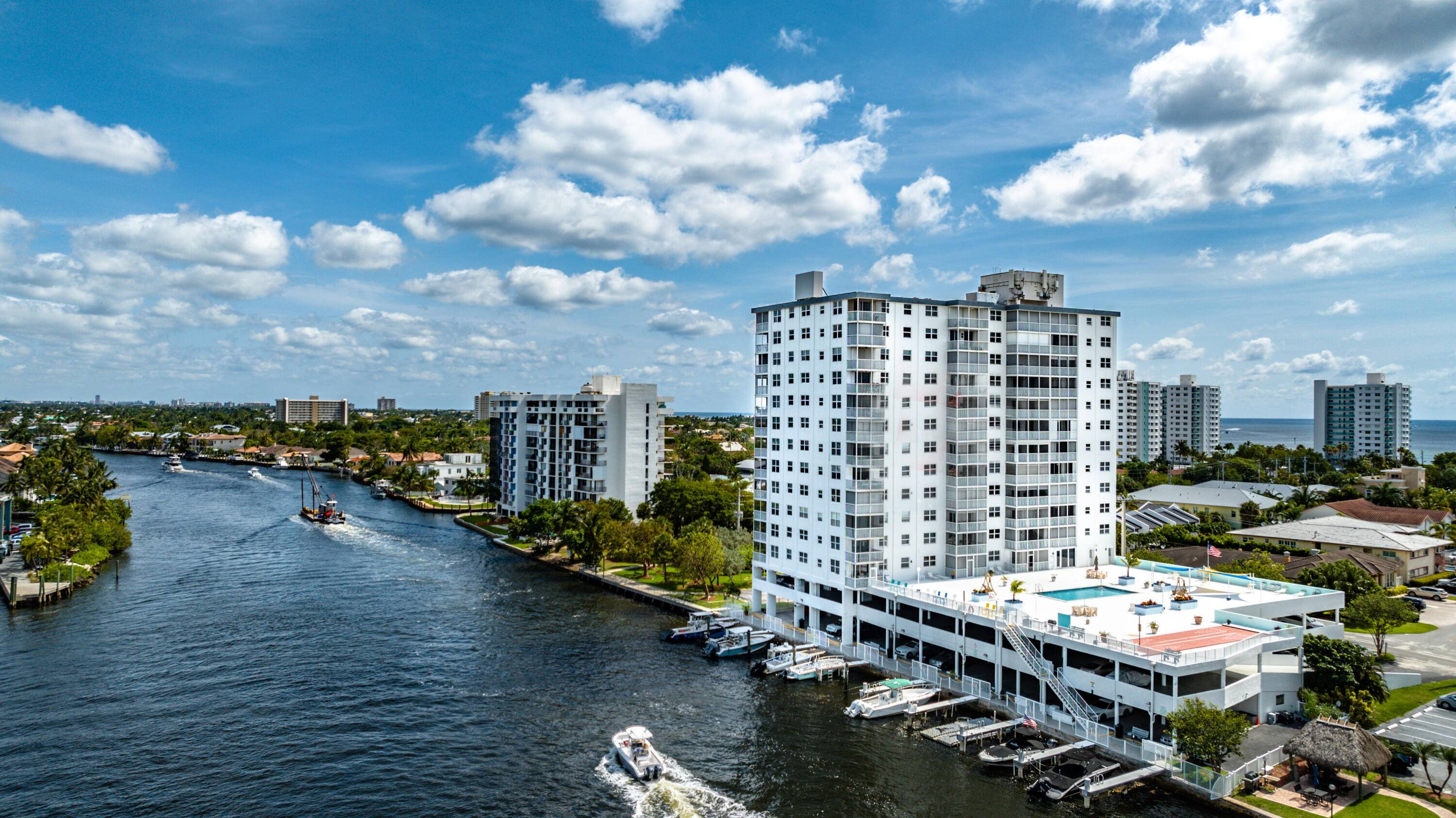 Welcome to 1505 N. Riverside Dr.