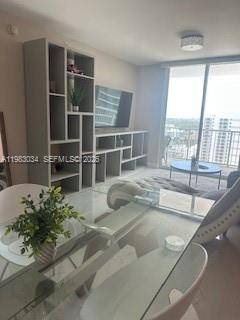 Fully furnished large 1bdr 1 bath unit 1pkg assigned, brickell skyline views with partial water views.