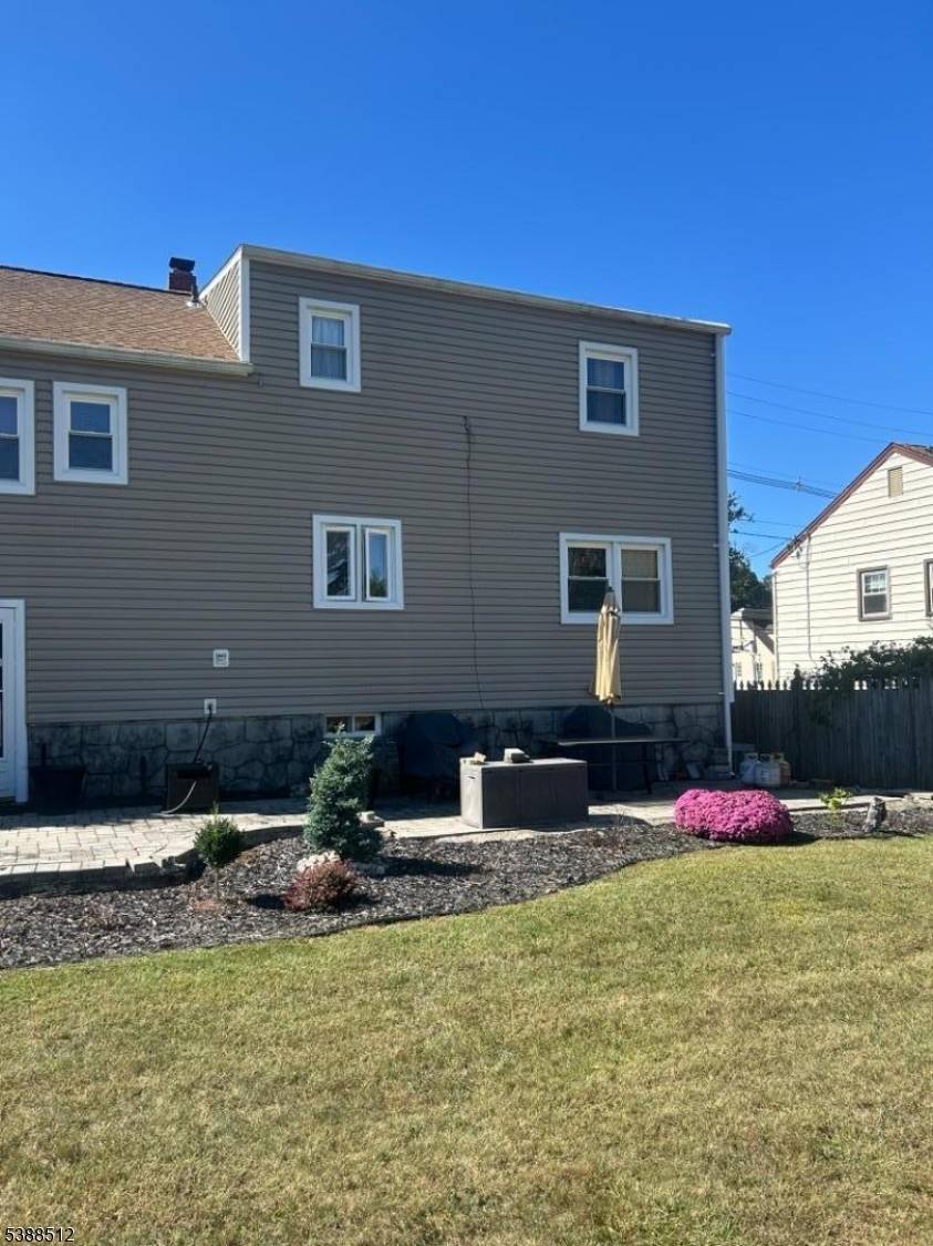 This meticulously maintained 3 bedroom Cape code Style residence offers a uniquely combined tranquillity of a natural setting with the advantages of modern convenience with significant Tax affordability.