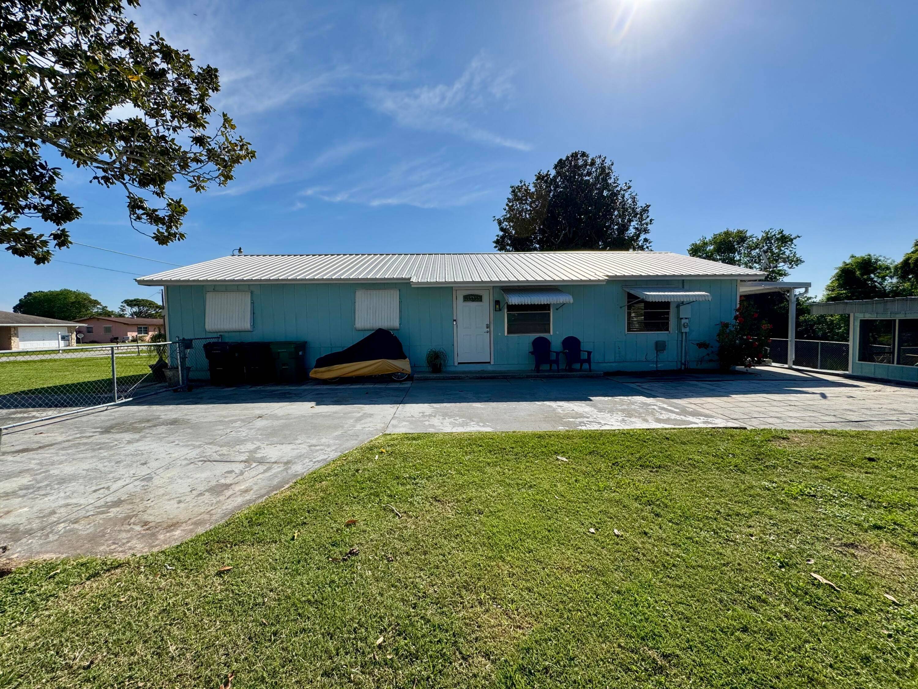 ''Motivated Seller'' Welcome to this Lake Access updated 2 bedroom, 2 bathroom with office, single family wood frame home offering both comfort and functionality.