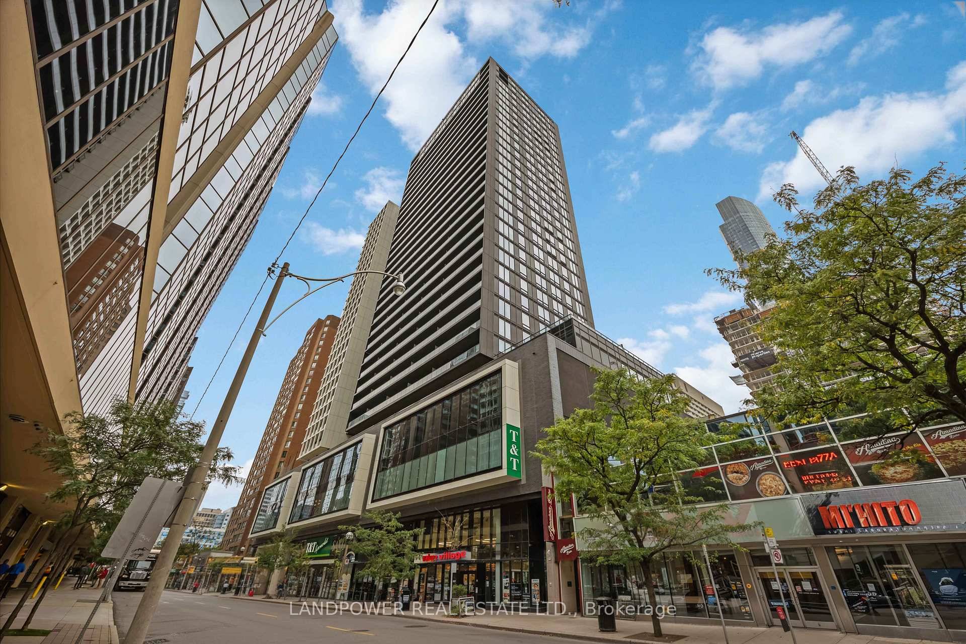 100 Walk Score Open Concept Jr 1 Br With Unobstructed East View In Panda Condo !