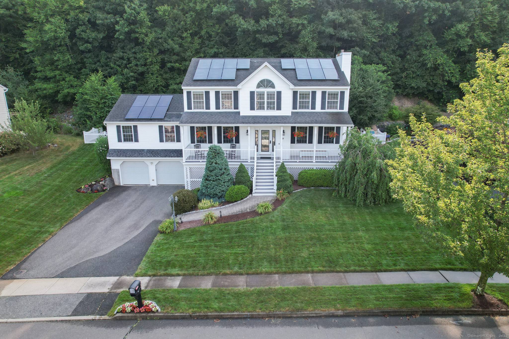 Welcome to this stunning 4 Bedroom, 2.