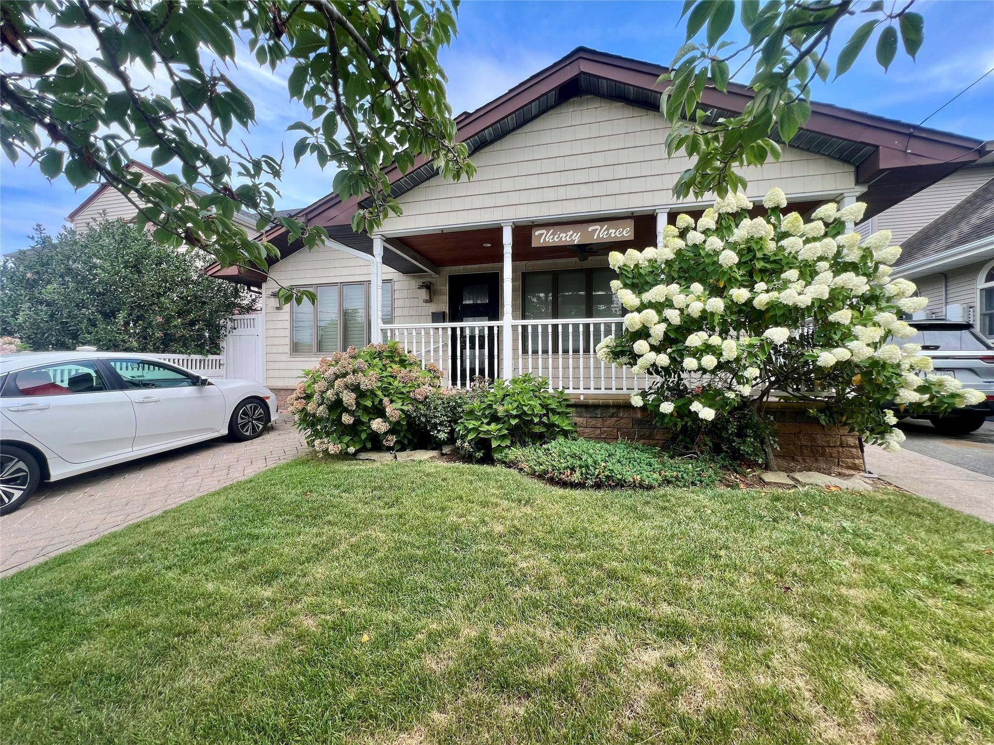 Stunning Full House Featuring 2 Bedrooms with Breathtaking Views.