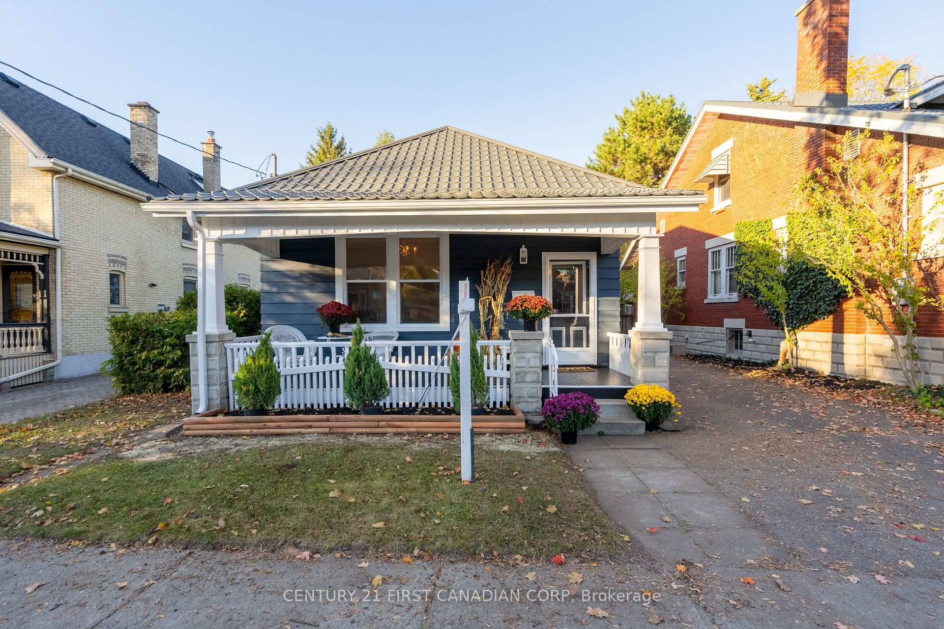 Renovated one floor Century Home on tree lined Victor Street of Wortley Village, just steps to the forks of the Thames, river paths, cafes dining and more.