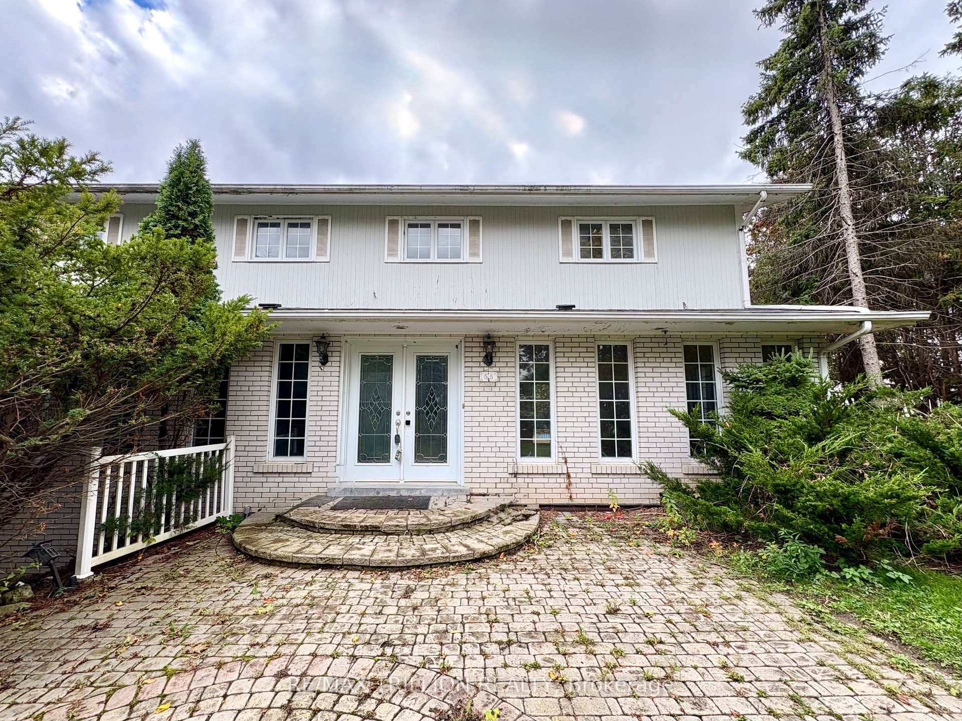 Don't miss out this rare piece of paradise 1.