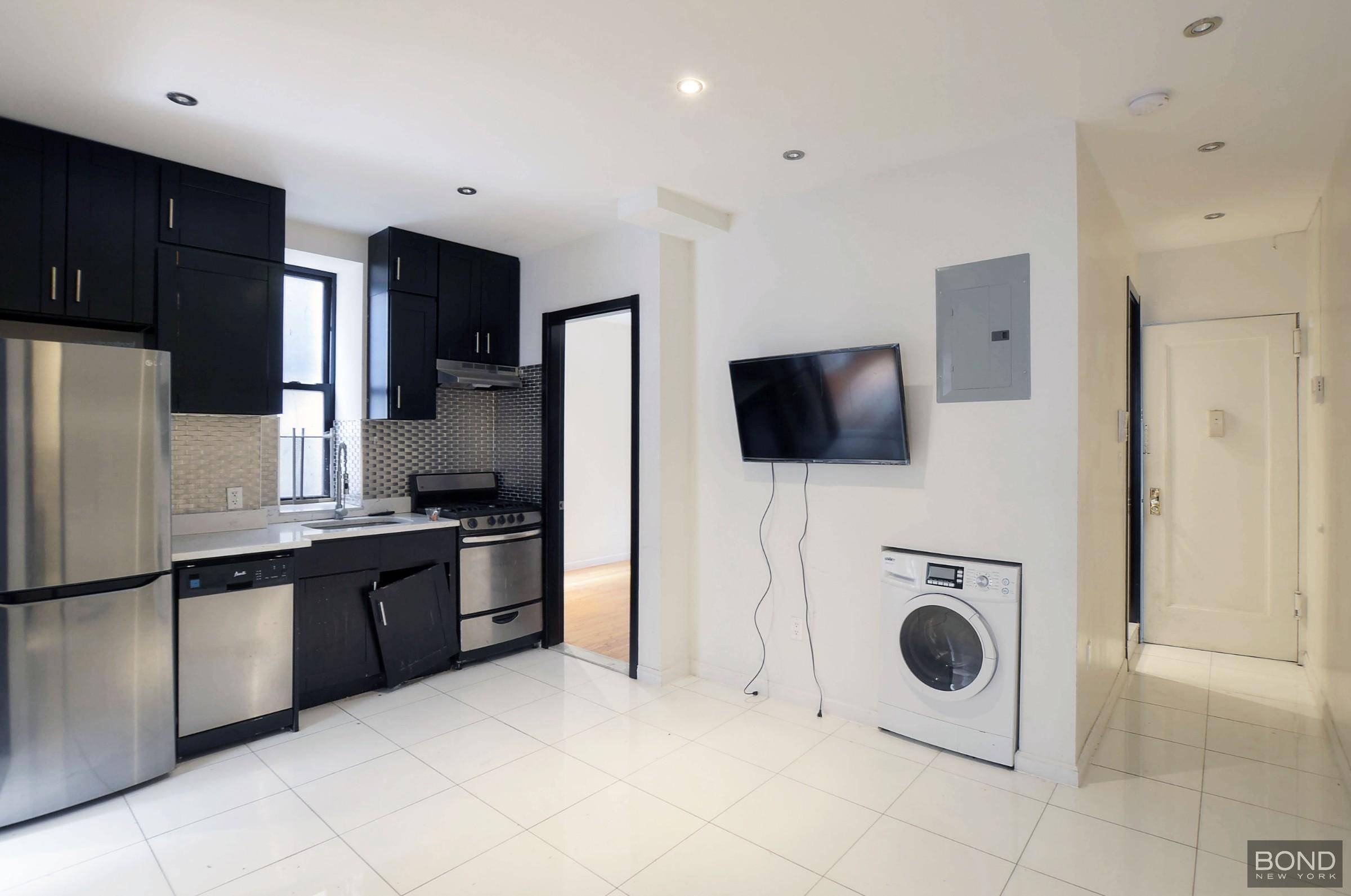 Stunning 3 bedrooms, 1. 5 bathrooms.