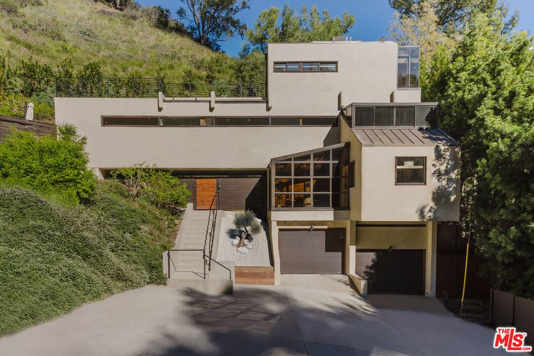 10443   Corfu Ln 3BR Bel Air La