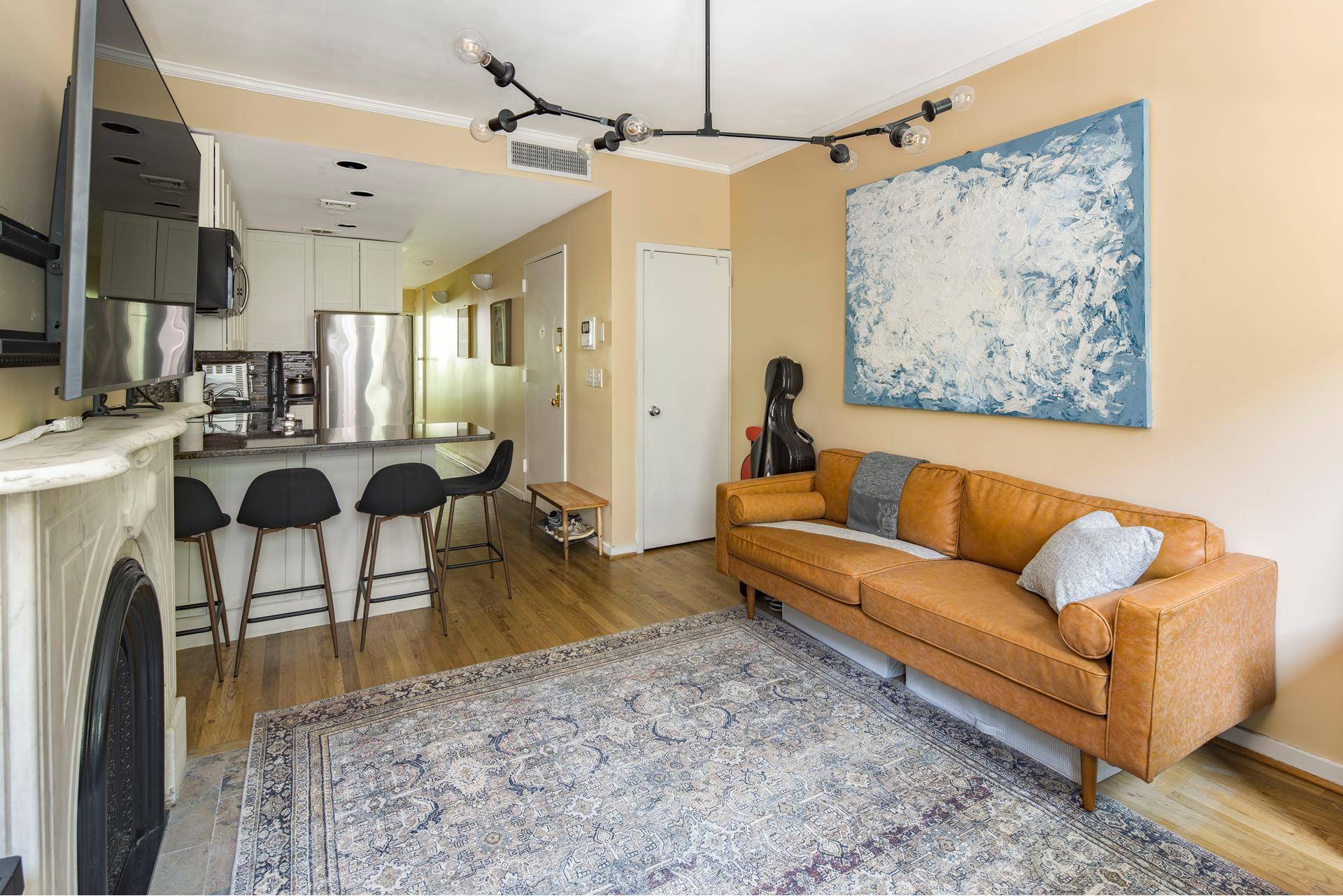 Welcome to residence 2W at 419 West 48th Street, a rare 1BD 1BA opportunity in the heart of Hell's Kitchen.