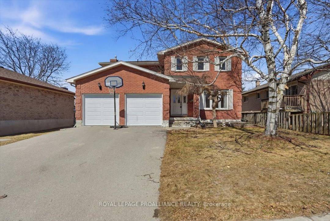Spacious all brick two storey home with an attached two car garage and a fully fenced backyard, ideally located in a sought after, family friendly neighbourhood close to schools, parks, ...