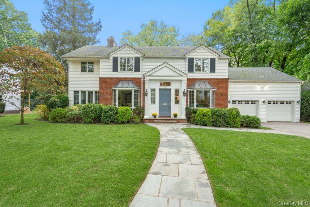 Welcome to this sun drenched 4 bedroom, 4.