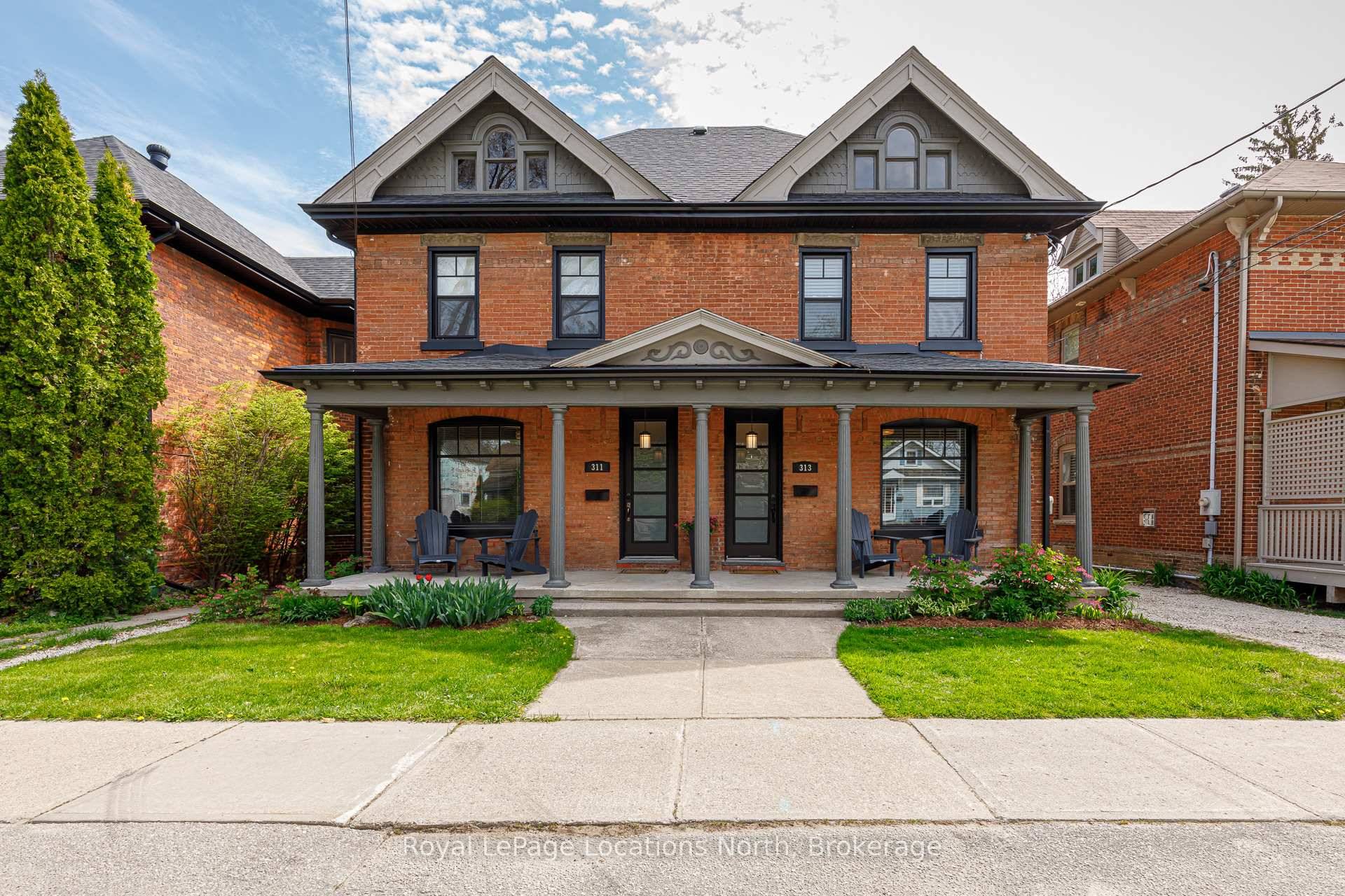FULL HOUSE DUPLEX Welcome to a rare and versatile opportunity in Collingwood's coveted Tree Streets.