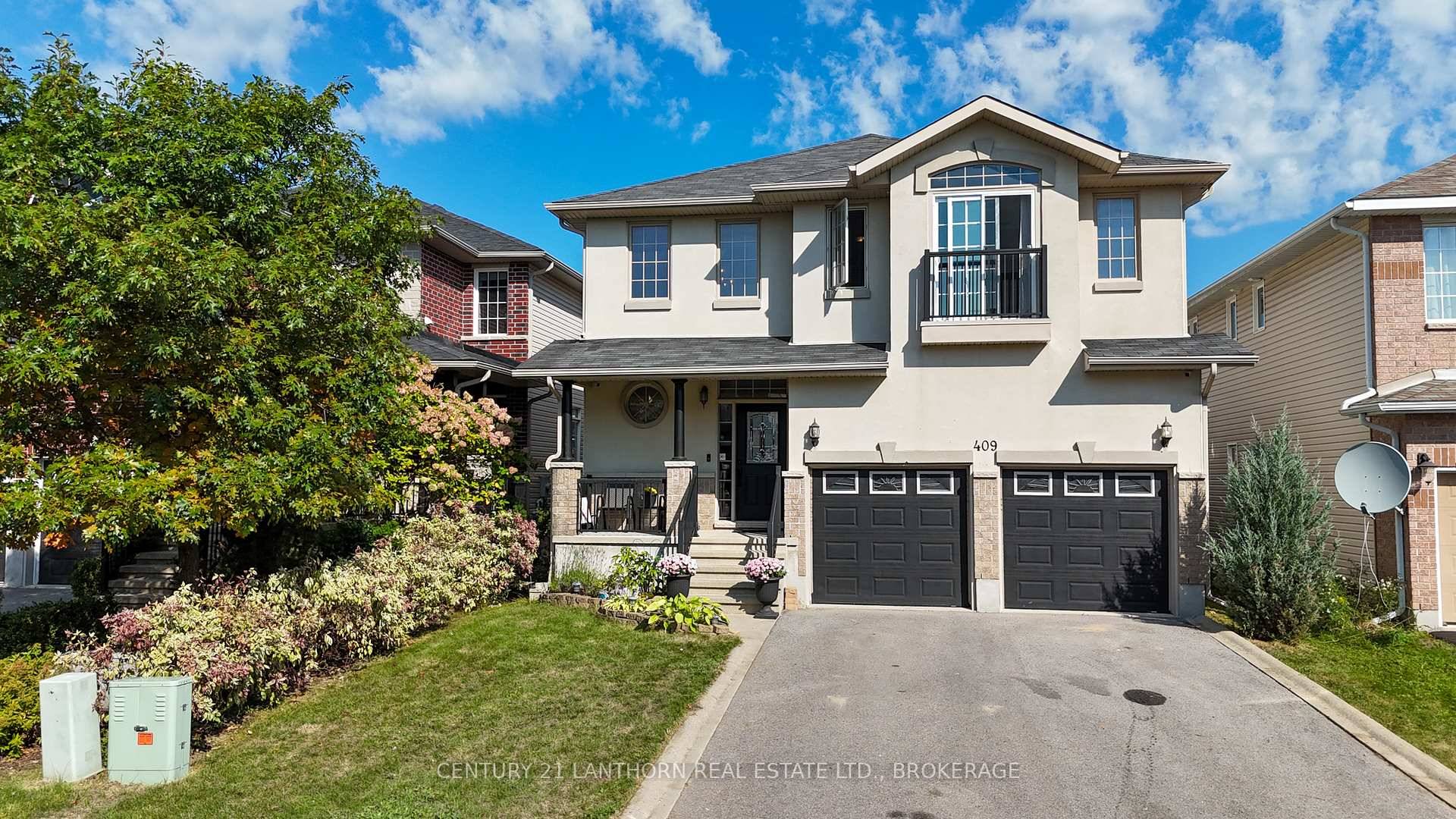 We are proud to present 409 Cavendish Crescent.