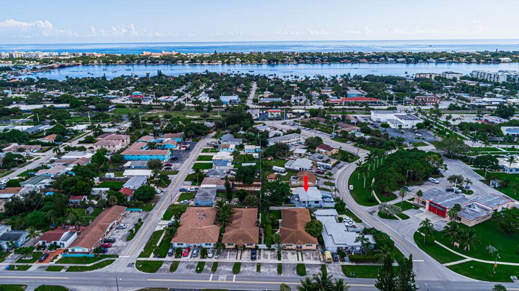 Unique Property ! Originally a 1 family with small cottage in back, R15 MULTI FAMILY HIGH DENSITY0 940 LANTANA.