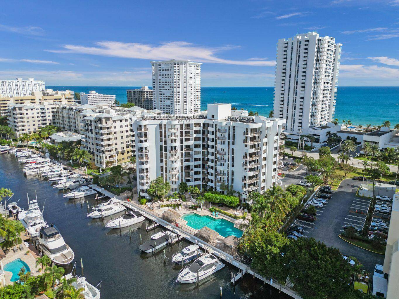 BOAT DOCK INCLUDED ! Rare opportunity with exclusive use dock up to 35ft just 20 mins to Hillsboro Inlet includes dock water 30 50 amp shore power.