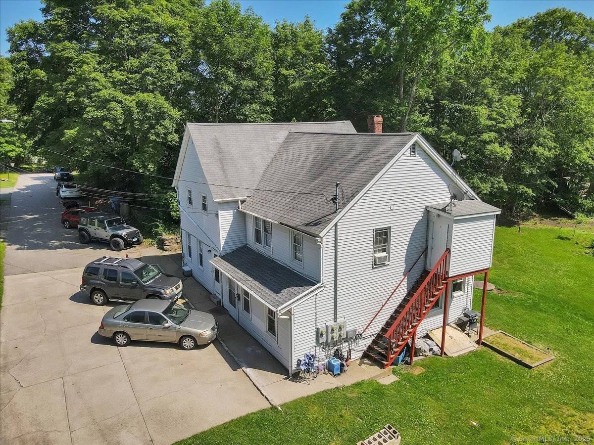 INVESTORS TAKE NOTE RARELY available 4 unit Turnkey Investment Opportunity in Norwich.