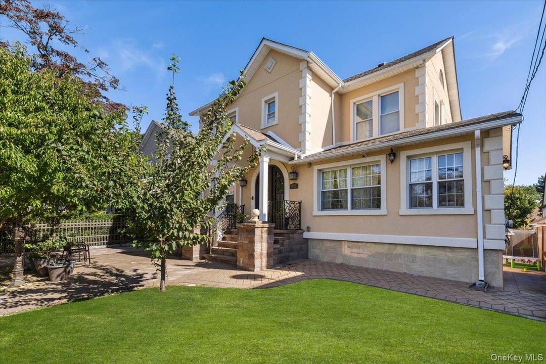 New Listing 605 South 6th Avenue, Mount Vernon, NY Welcome to this beautifully updated legal 2 family home with incredible features inside and out !